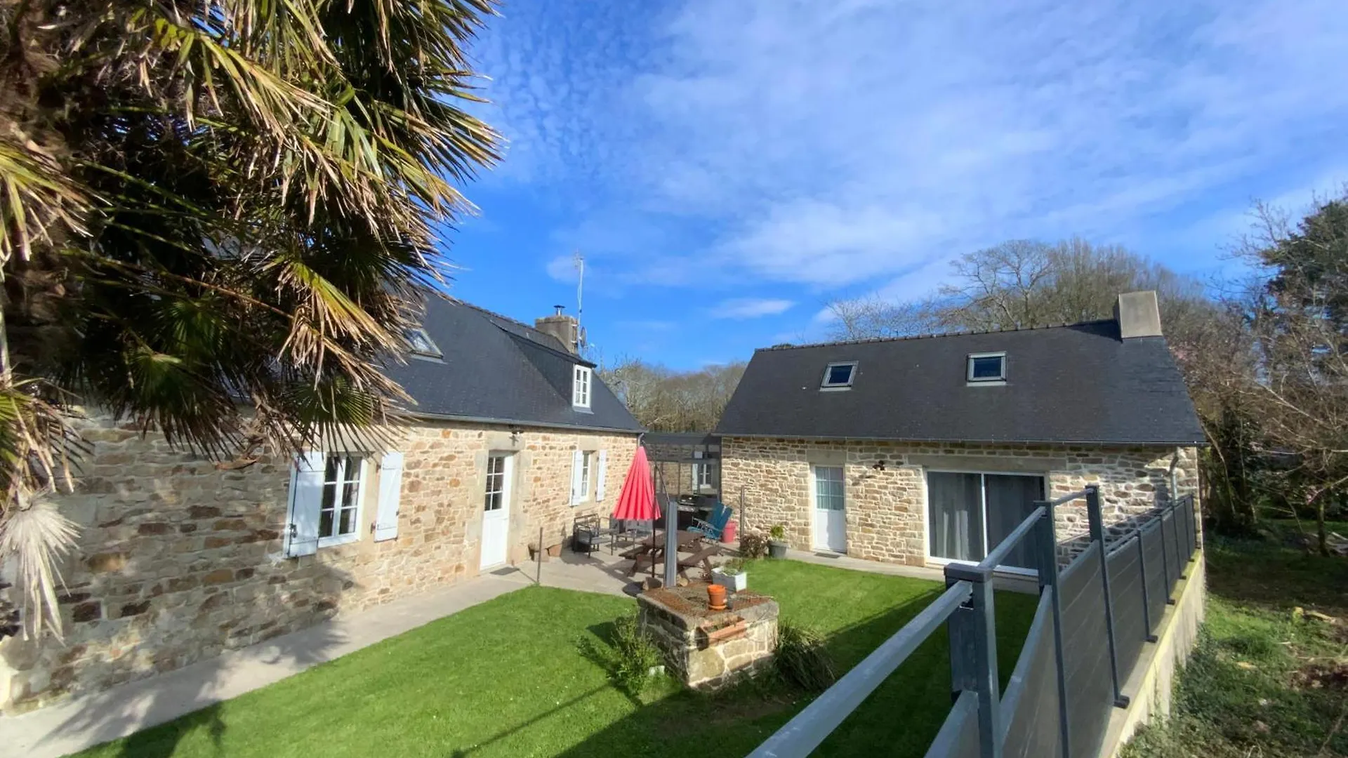 Holiday home A La Campagne, Pres De La Mer Et Proche Des Villes Quebec En Bretagne Pont-l'Abbe France